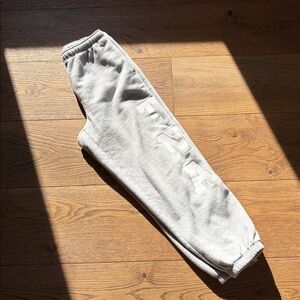 Aritzia TNA Light Gray Joggers